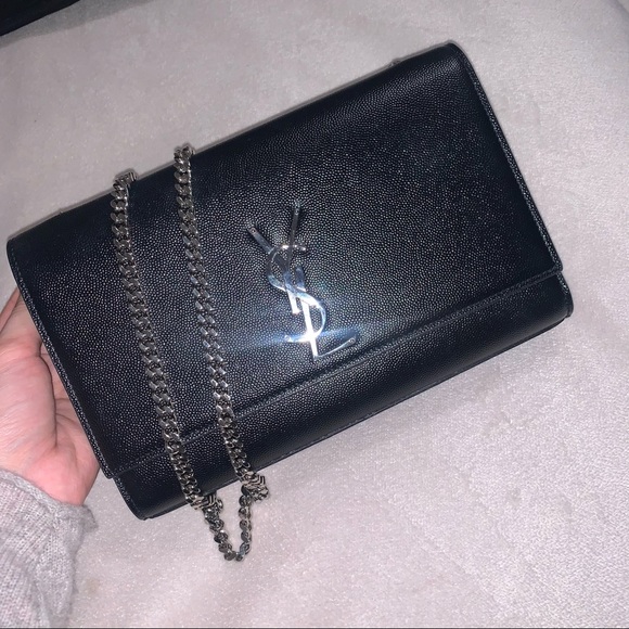 SAINT LAURENT | KATE MEDIUM CHAIN BAG IN GRAIN DE POUDRE LEATHER - Picture 7 of 8